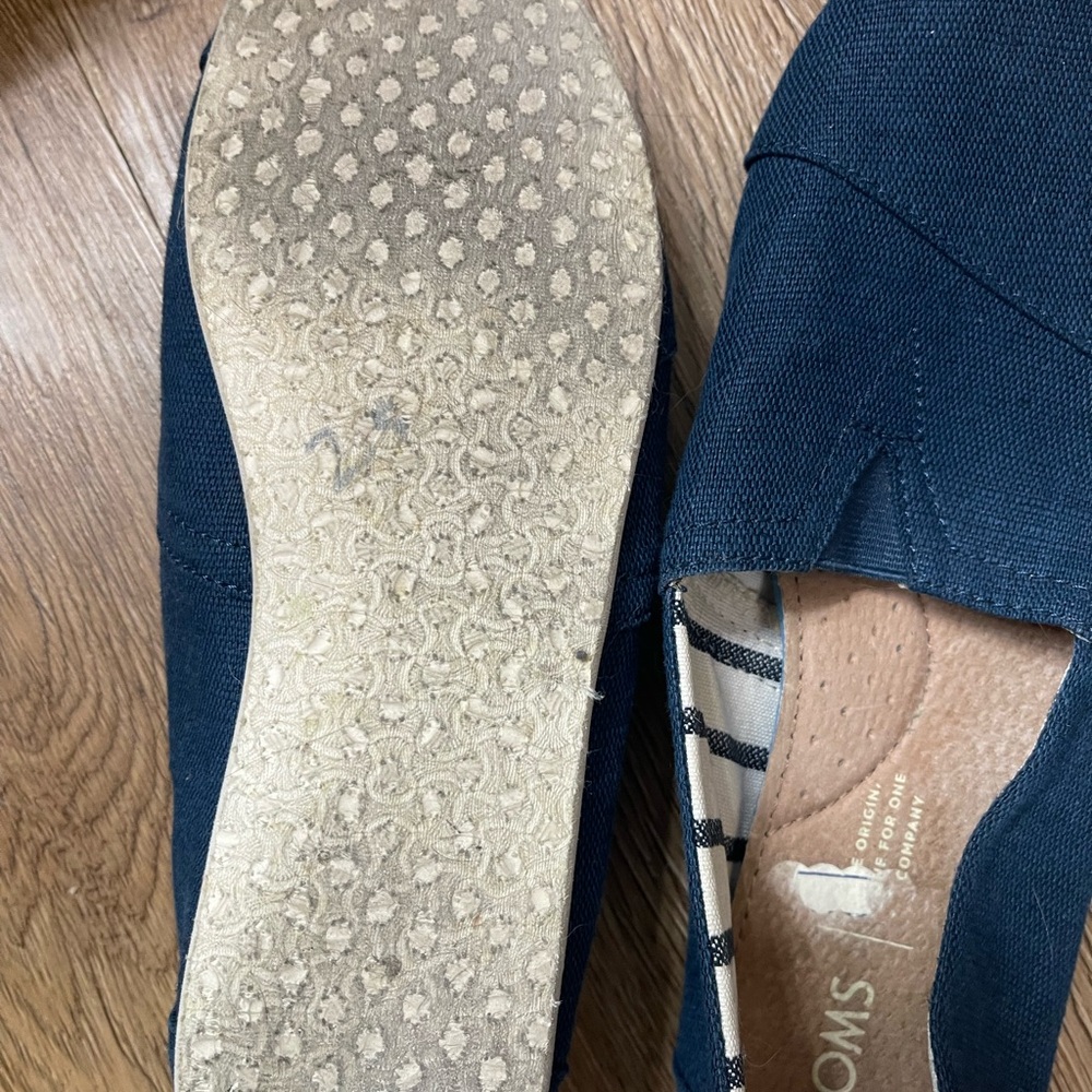 Toms Blue Flats Comfortable Loafers
